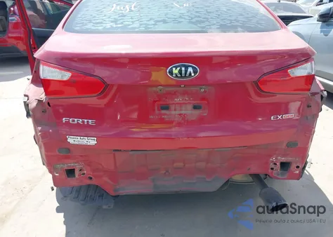 2015 Kia Forte Ex z USA, uszkodzony, nr VIN KNAFZ4A88F5309963